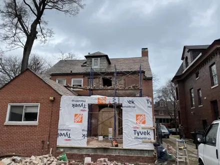Kitchen addition brick fireplace, South Loop Chicago — photo 3