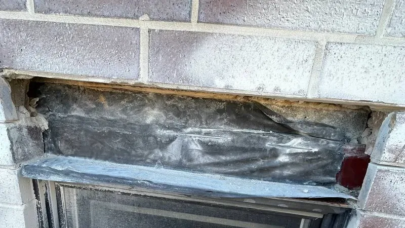 Steel lintel above a brick window opening · What is a lintel? A complete guide to brick and masonry lintels.