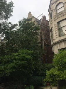 Hyde Park façade restoration — photo 9